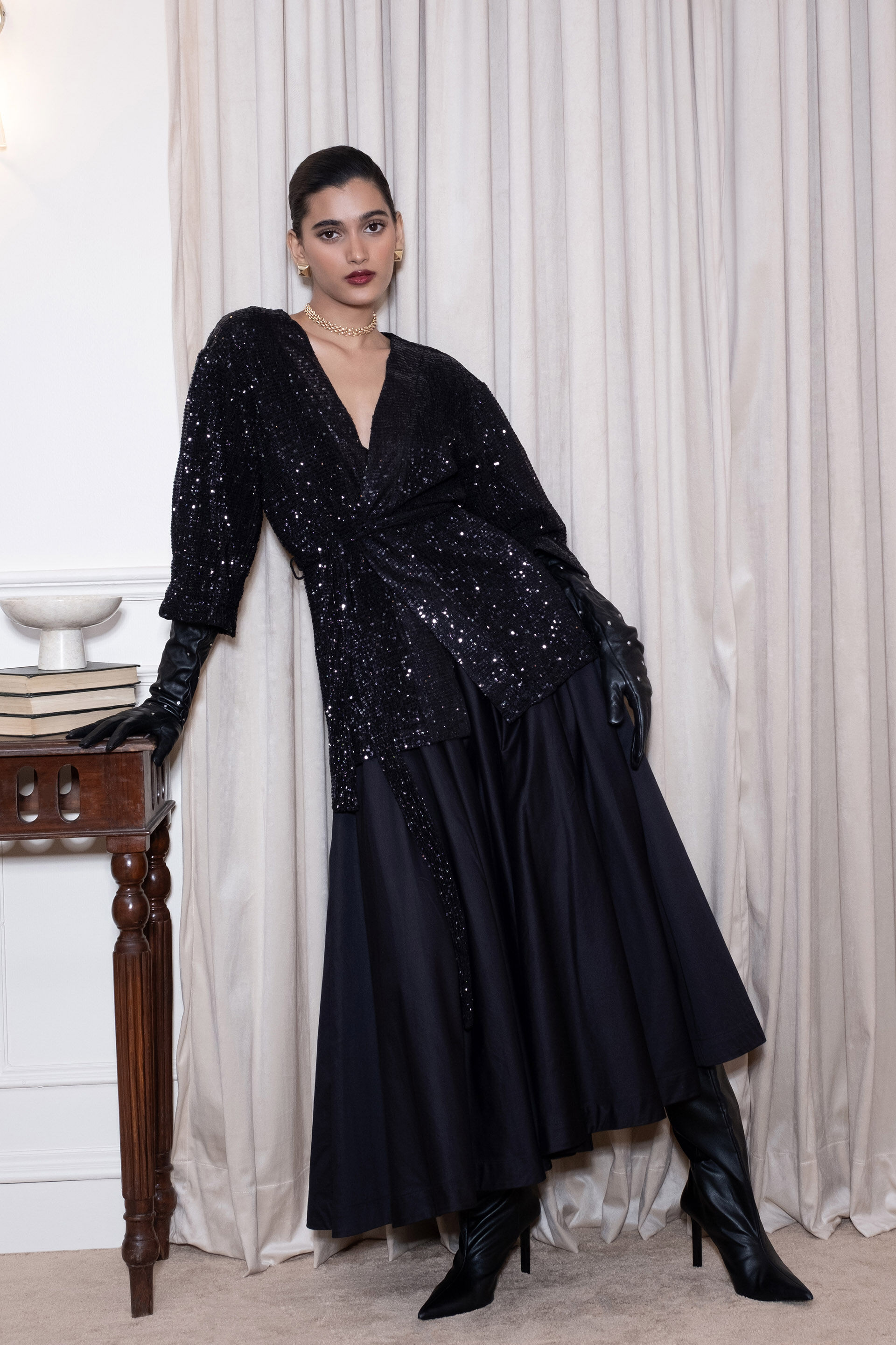 Panic At The Disco Shrug, Black, image 2